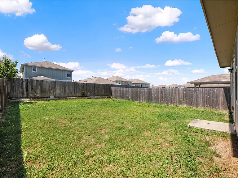 124 Guemal Rd — Photo 40