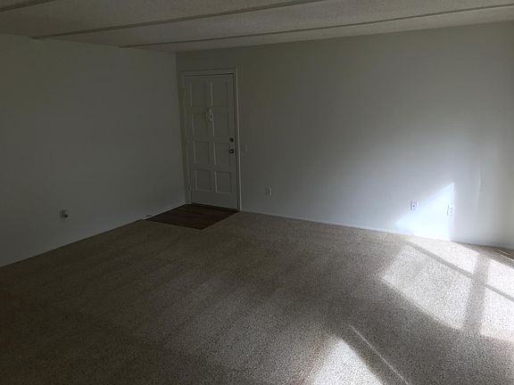 5th image of 725 S Nardo Ave APT J6