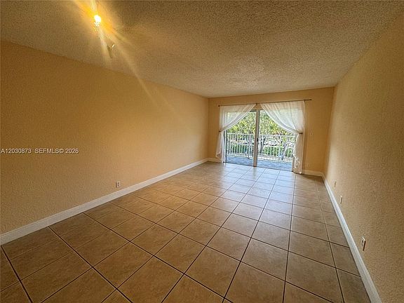 5th image of 5201 Geneva Way APT 308