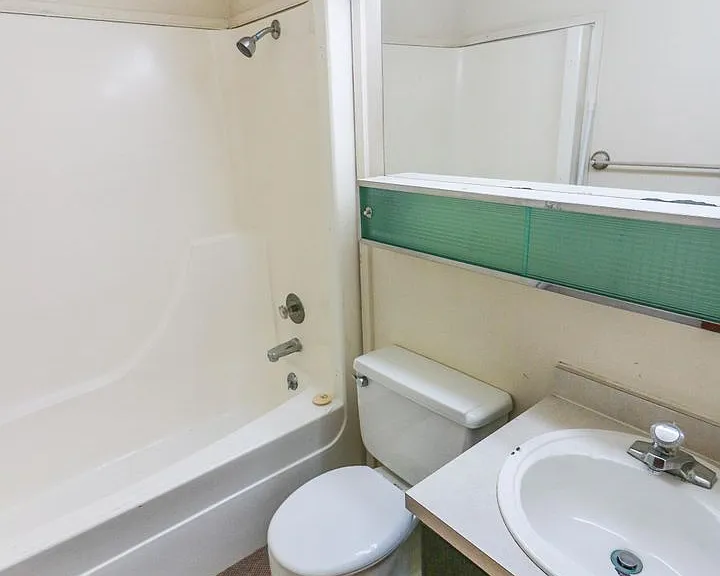 1500 McCain Ln — Photo 6