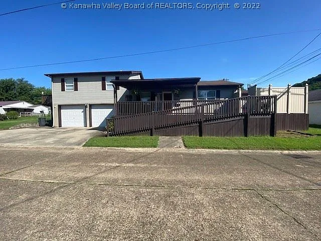 513 Washington Ave photo 1