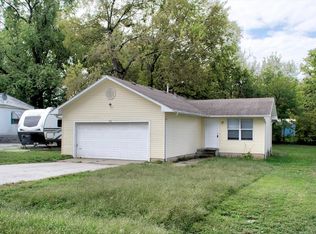 108 W Robberson Street, Willard, MO 65781