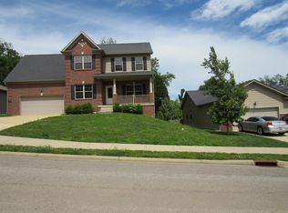 118 Vineland Parkway Dr, Vine Grove, KY 40175