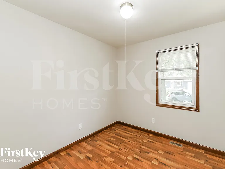 156 Dolores St — Photo 14