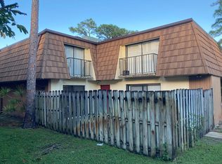 2379 Caroma Ln, West Palm Beach, FL 33415
