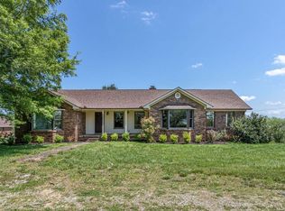 7512 Maple Springs Rd, Manchester, TN 37355