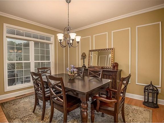2nd image of 8474 Newbury Pl