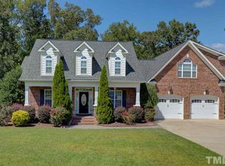 77 Tall Oak Ct, Clayton, NC 27520