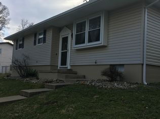 110 Locust Dr, Barnesville, OH 43713