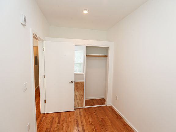 3rd image of 3256 21st St APT 404