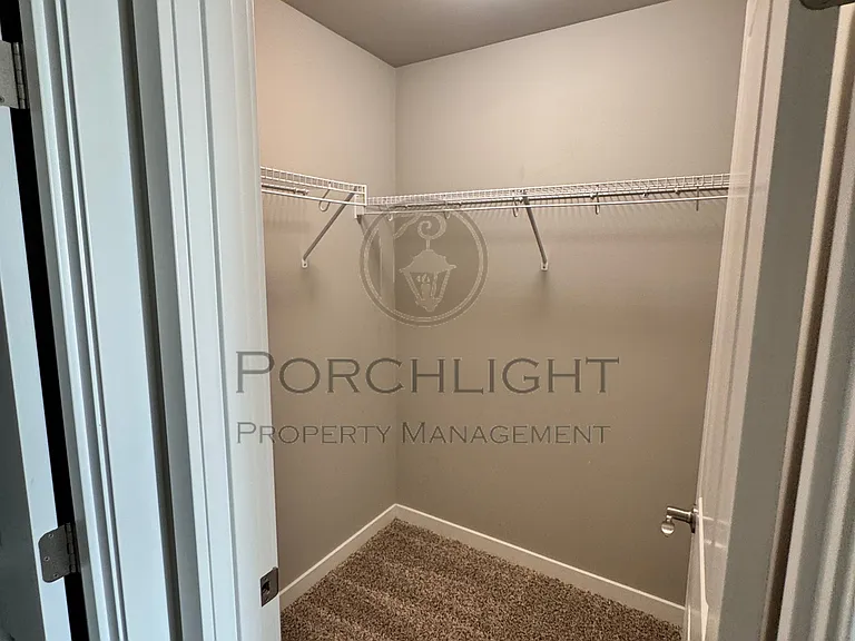 8841 Line Rd #3 — Photo 16