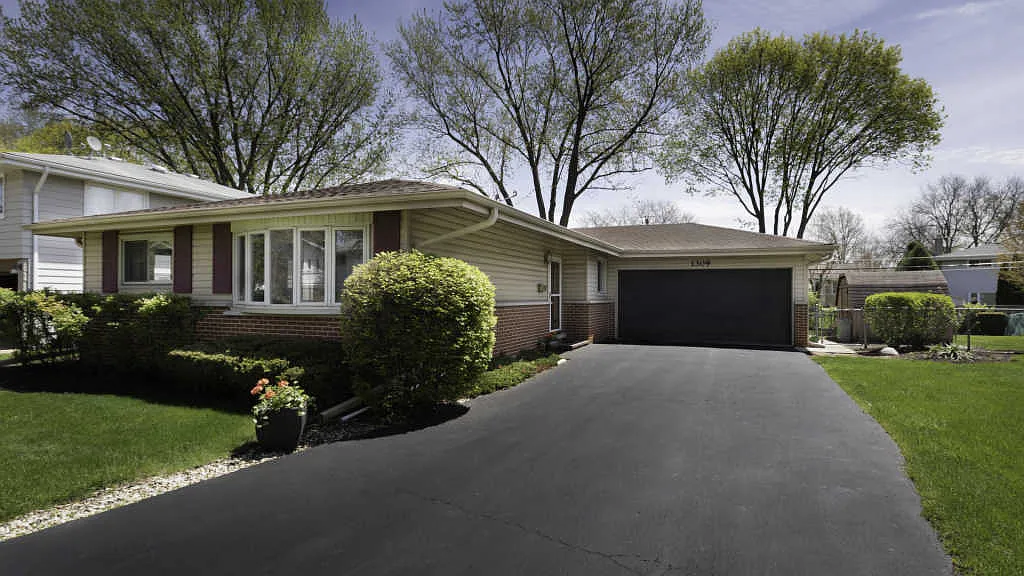 1309 E Mulberry Ln photo 1