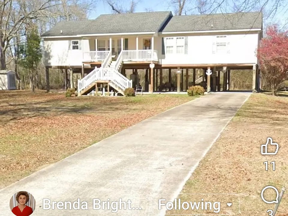 794 Sandhole Rd