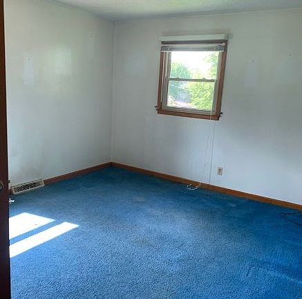 5th image of 142 Kennon Dr