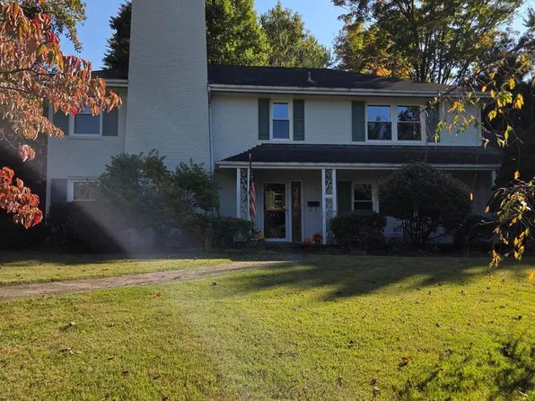 7200 Park Terrace Dr, Alexandria, VA 22307