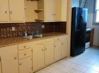 306 S 4th St, Hamburg, PA 19526