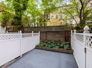 204 E 84th St #1RE, New York, NY 10028
