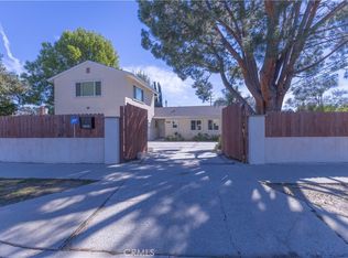 18816 Superior St, Northridge, CA 91324