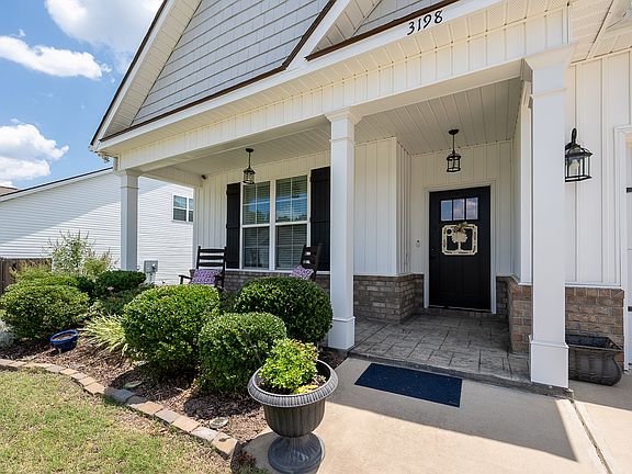 3rd image of 3198 Greymoor Cir