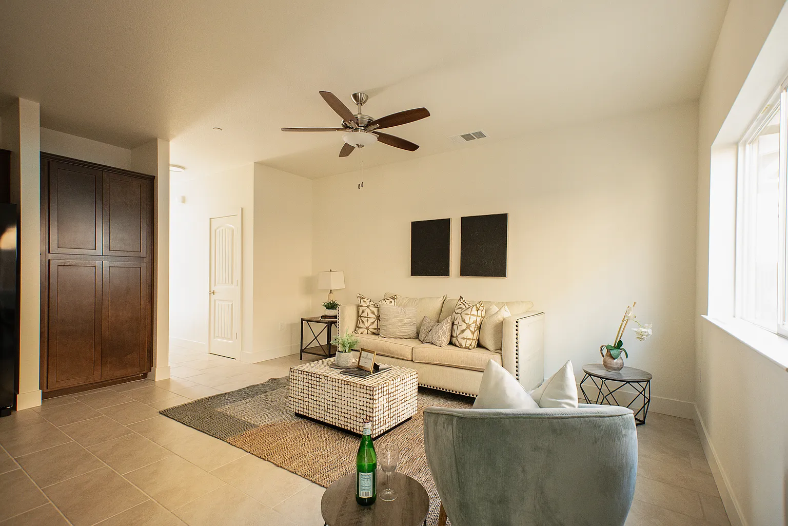 908 N Olive Ave #900 photo 1