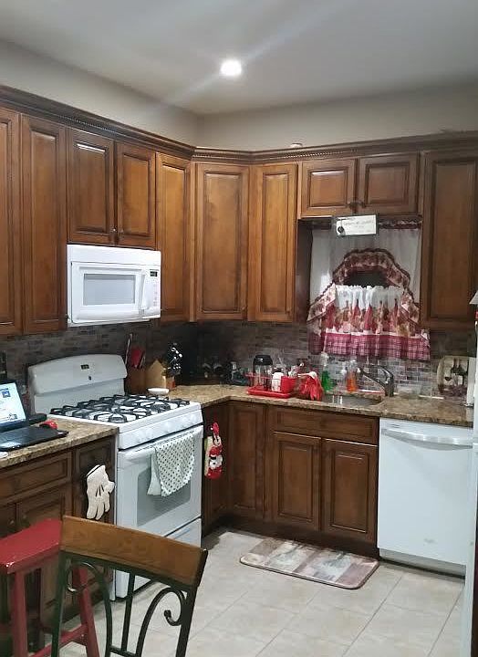 1st image of 8725 24th Ave #2
