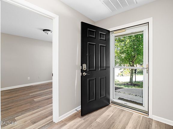 2nd image of 309 Franklin Meadows Way