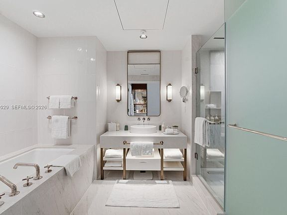 5th image of 525 N Fort Lauderdale Beach Blvd #1509