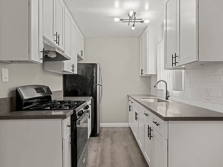 4030 Gelber Pl #9 — Photo 5
