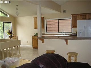5th image of 106 Roley Ct