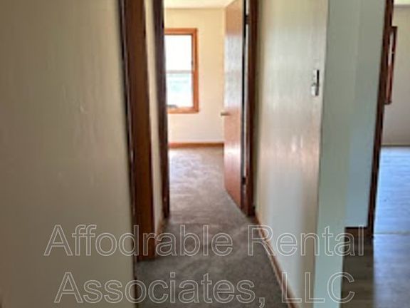 2nd image of 3272 N Sherman Blvd Unit 3