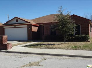 1009 E Ave S, Belton, TX 76513