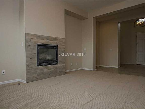 4th image of 8054 Villa Del Cielo St
