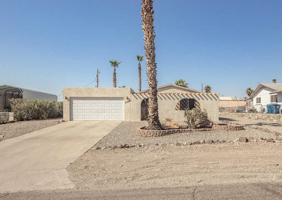 1st image of 3523 Bluegrass Dr