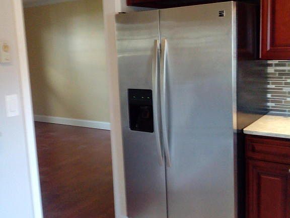 5th image of 939A Aberdeen Dr