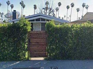 5718 S Van Ness Ave, Los Angeles, CA 90062