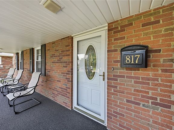 4th image of 817 George St