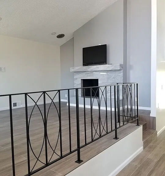 5652 Glenford St — Photo 11