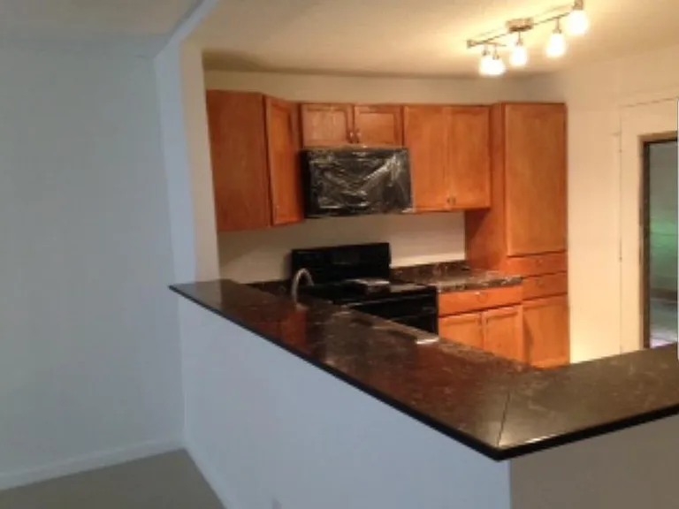 NW 68th Ave — Photo 5
