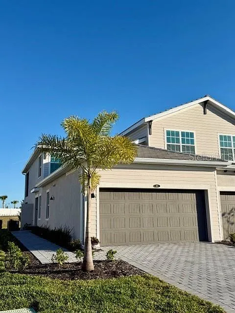 3 bed, 2.0 bath, 1780 sqft, $6,500 — Photo 2