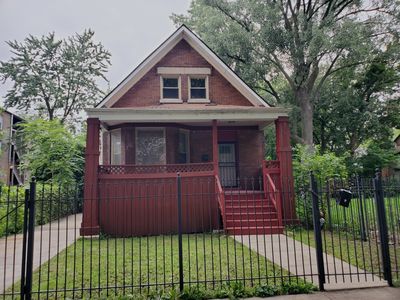 7714 S Marquette Ave, Chicago, IL, 60649