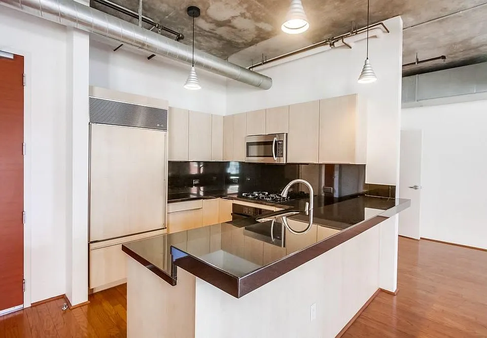 877 Island Ave #411