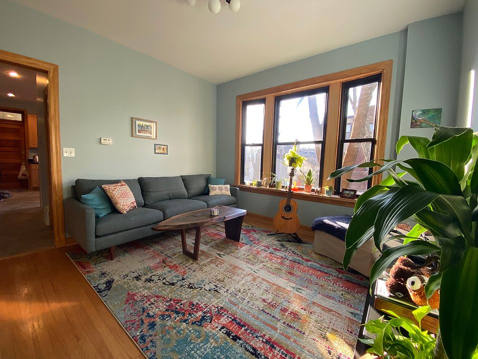1st image of 4319 N Hoyne Ave #2