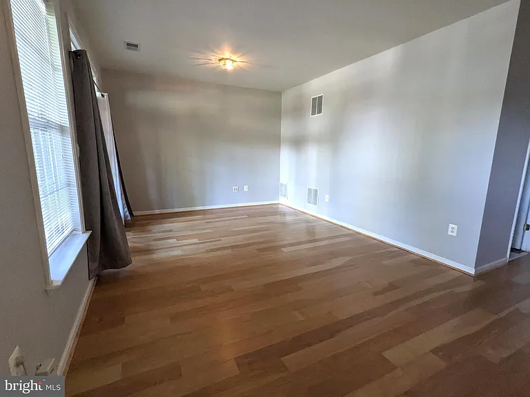 13996 Khalid Ln — Photo 29