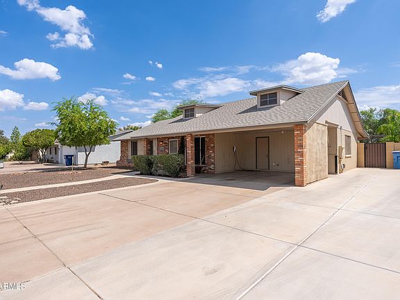 3rd image of 2309 E COMMONWEALTH Avenue