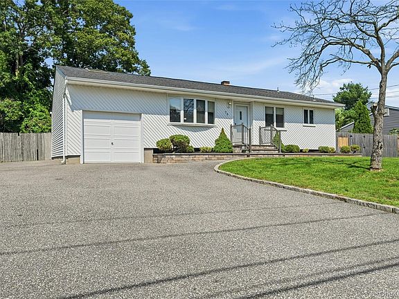 2nd image of 79 39th Street