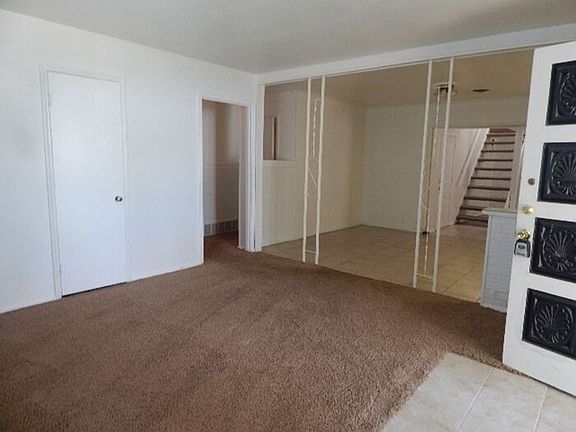 5th image of 1428 Milmo Dr