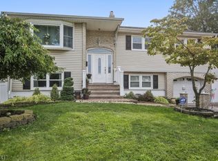 2500 Jay Pl, Union, NJ 07083