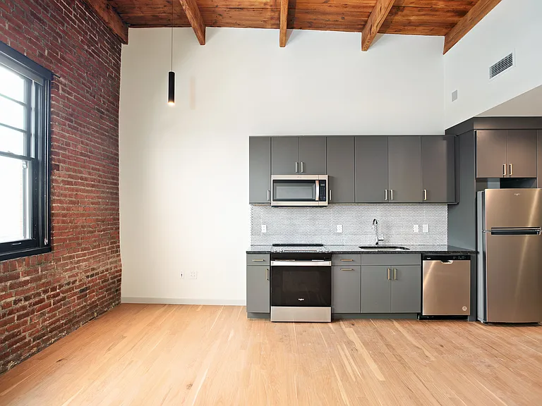Allegheny Branch House Lofts — Photo 9