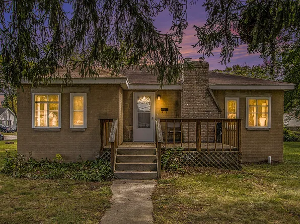 600 S Lincoln Ave, Three Rivers, MI 49093