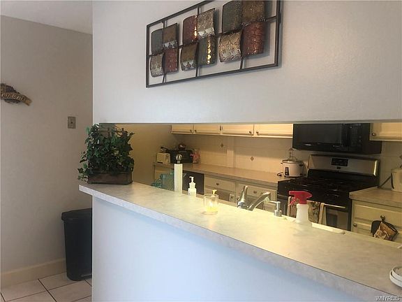 4th image of 654 Honeydale Ct